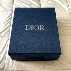 Dior shoe box